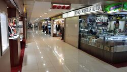 High Point (D9), Retail #471179911